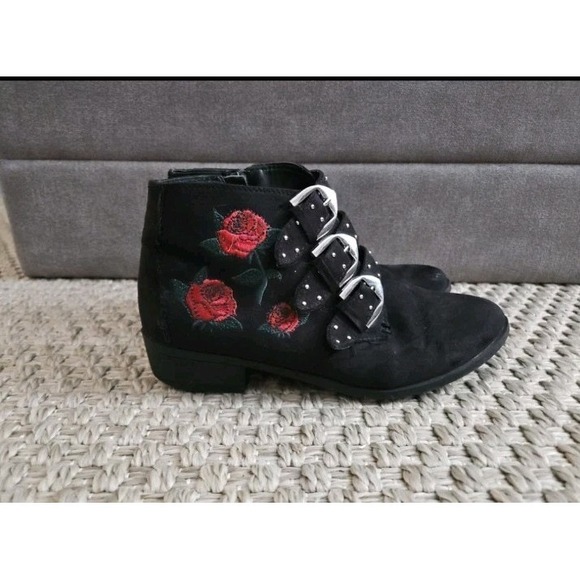 Womans Truffle Boots Size 5 - Picture 5 of 12